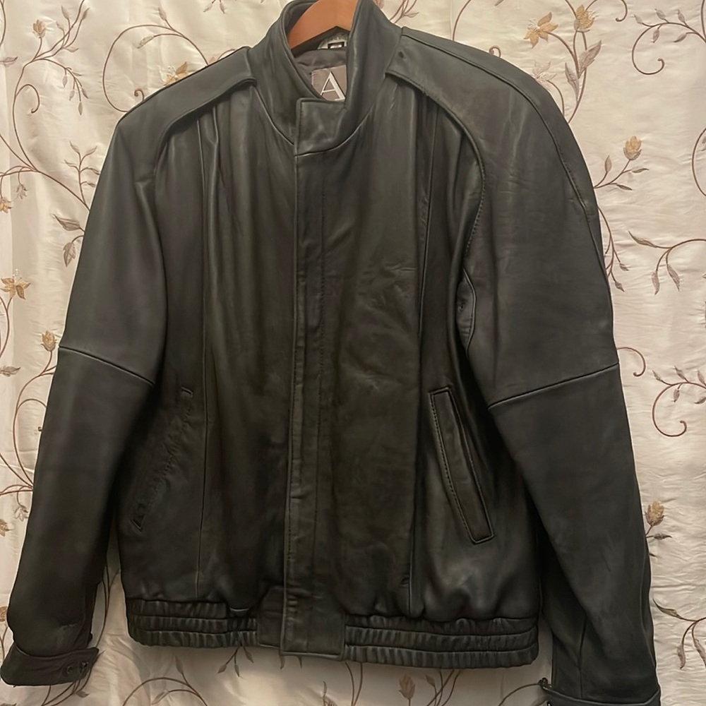 Alfani 100% Leather Shell mens Jacket. Mint Condition